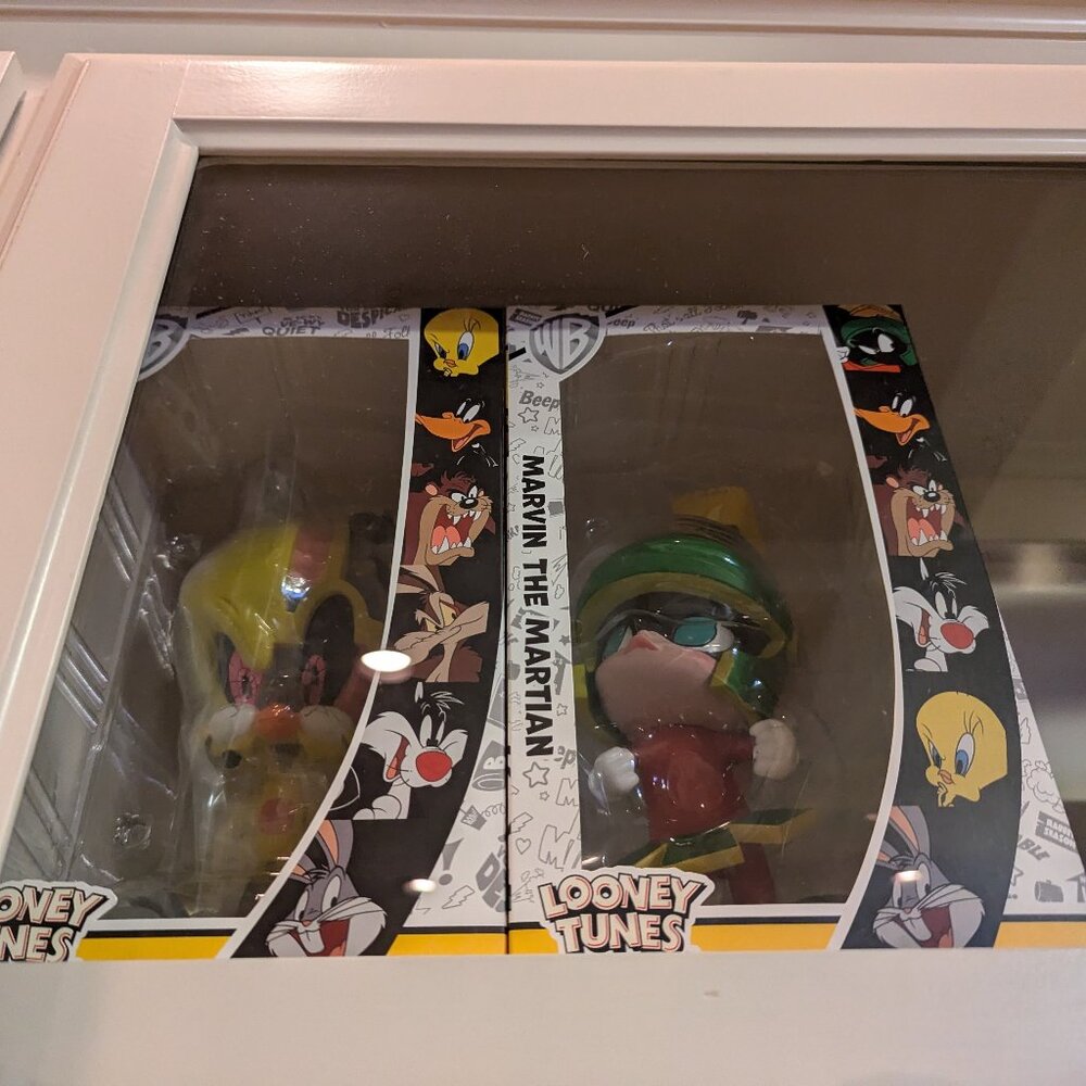 Molly Kennyswork Get Animated Looney Tunes Tweety and Marvin sofubi Vinyl Figure